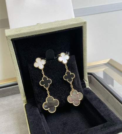 [Revel Jewelry]クローバー 3モチーフ マザーオブパール オニキス ダークマザーオブパール ピンクゴールド イヤリング