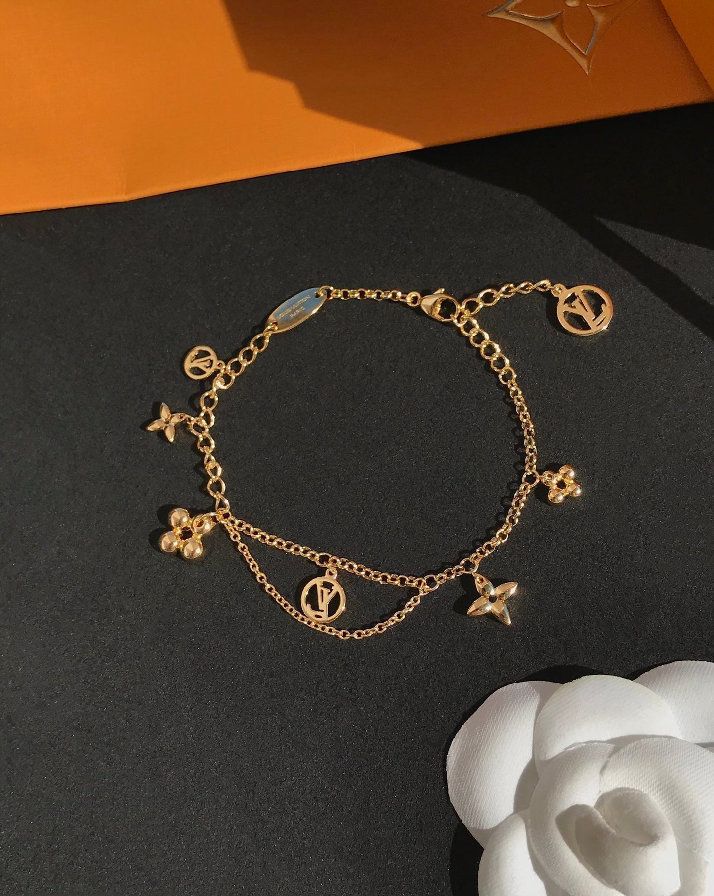 [Revel Jewelry]BLOOMING PINK GOLD MOP BRACELET