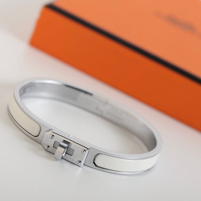 [Revel Jewelry]HM KELLY WHITE BRACELET