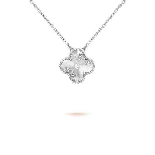 [Revel Jewelry]CLOVER  15MM DIAMOND LASER NECKLACE SILVER