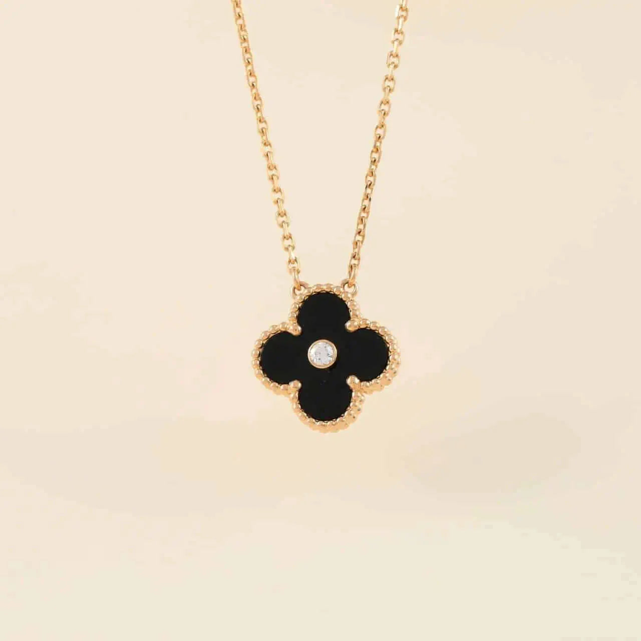[Revel Jewelry]CLOVER 15MM DIAMOND ONYX NECKLACE