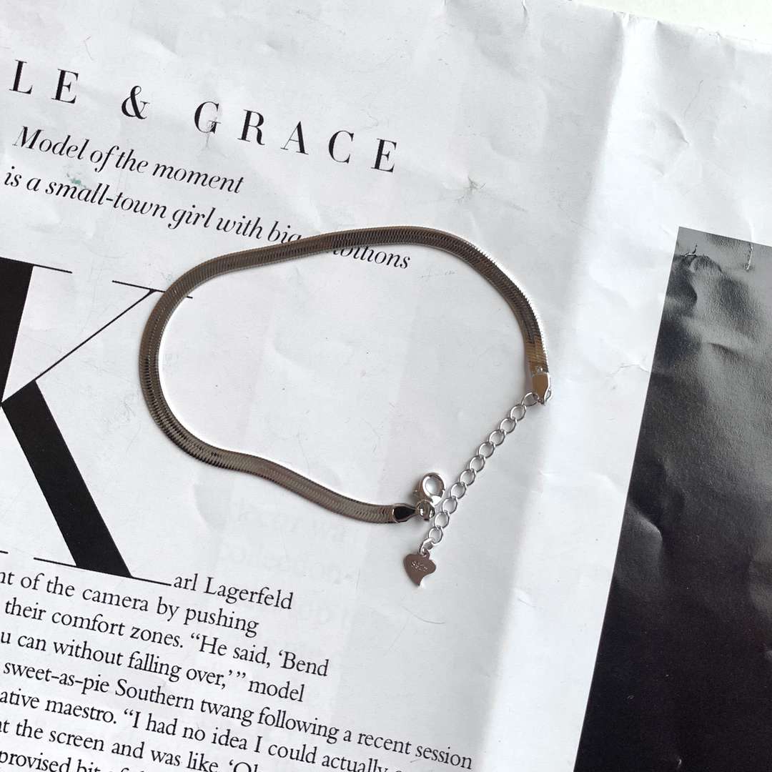 [Revel Jewelry]Flat Snake Bone Chain Blade Necklace