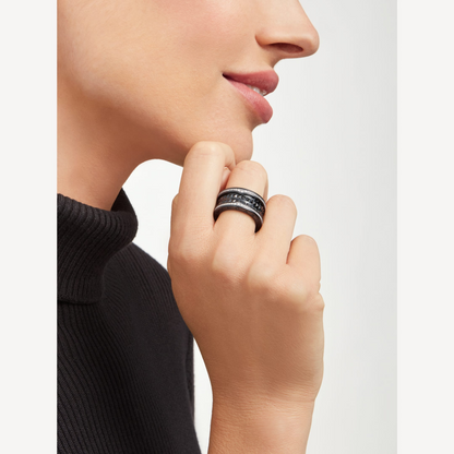 [Revel]ZERO 1 ROCK FOUR-BAND BLACK CERAMIC WITH STUDDED SPIRAL AND PAVED DIAMONDS RING