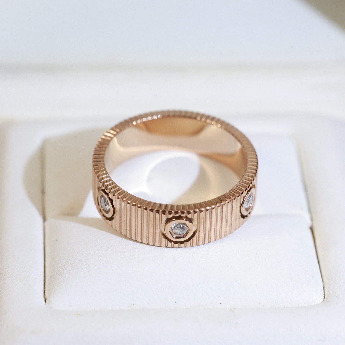 [Revel Jewelry]LOVE UNLIMITED 6 DIAMONDS RING