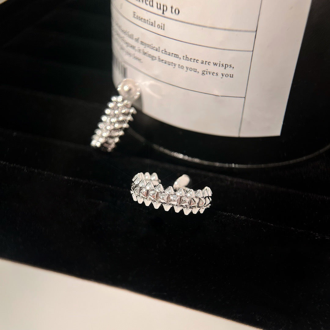 [Revel Jewelry]CLASH SMALL HOOP EARRINGS