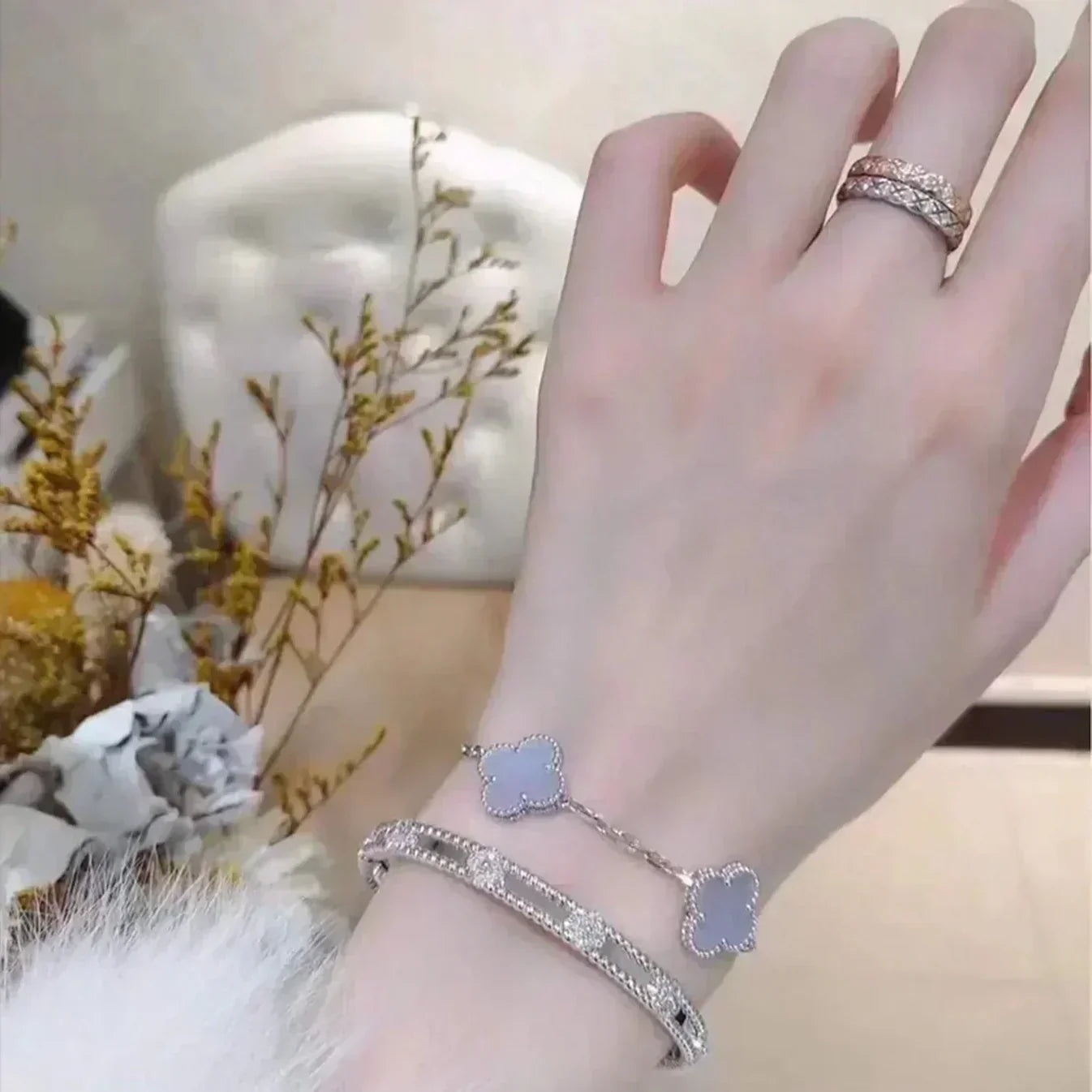 [Revel Jewelry] CLOVER 5 MOTIF PURPLE CHALCEDONY BRACELET COLLECTION