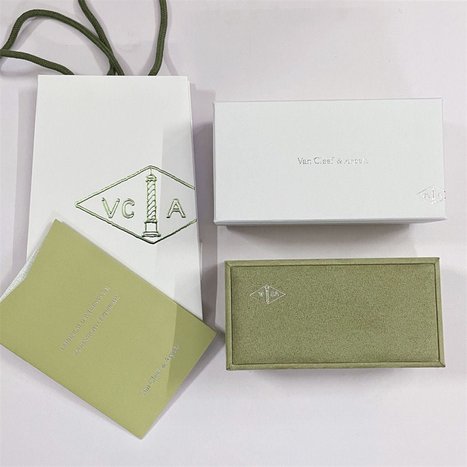 [Revel Jewelry]VA クローバー ブレスレット ネックレス リング ボックス ギフトバッグ
