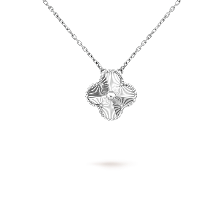 [Revel Jewelry]CLOVER 15MM LASER NECKLACE SILVER