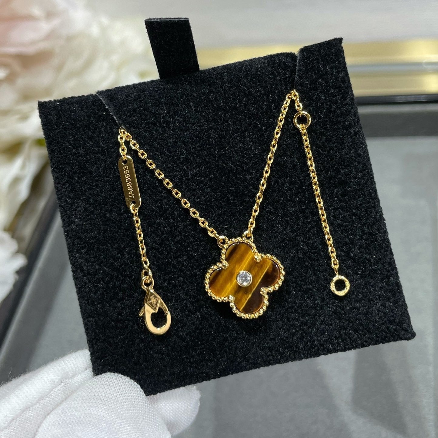[Revel Jewelry]CLOVER 15MM DIAMOND AND YELLOW TIGER'S EYE AGATE necklace