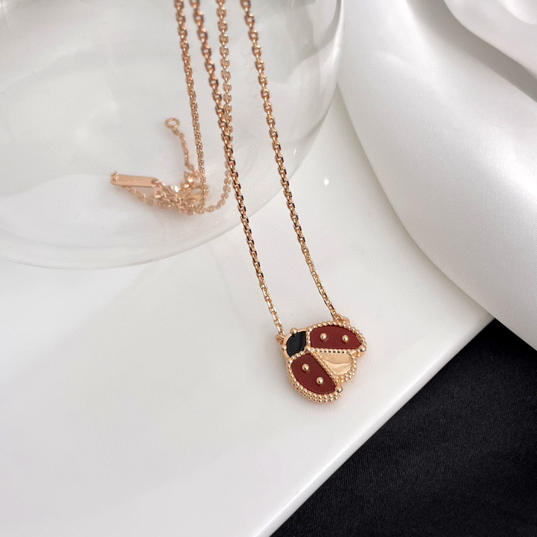 [Revel Jewelry]LUCKY  CARNELIANS LADYBUG NECKLACE