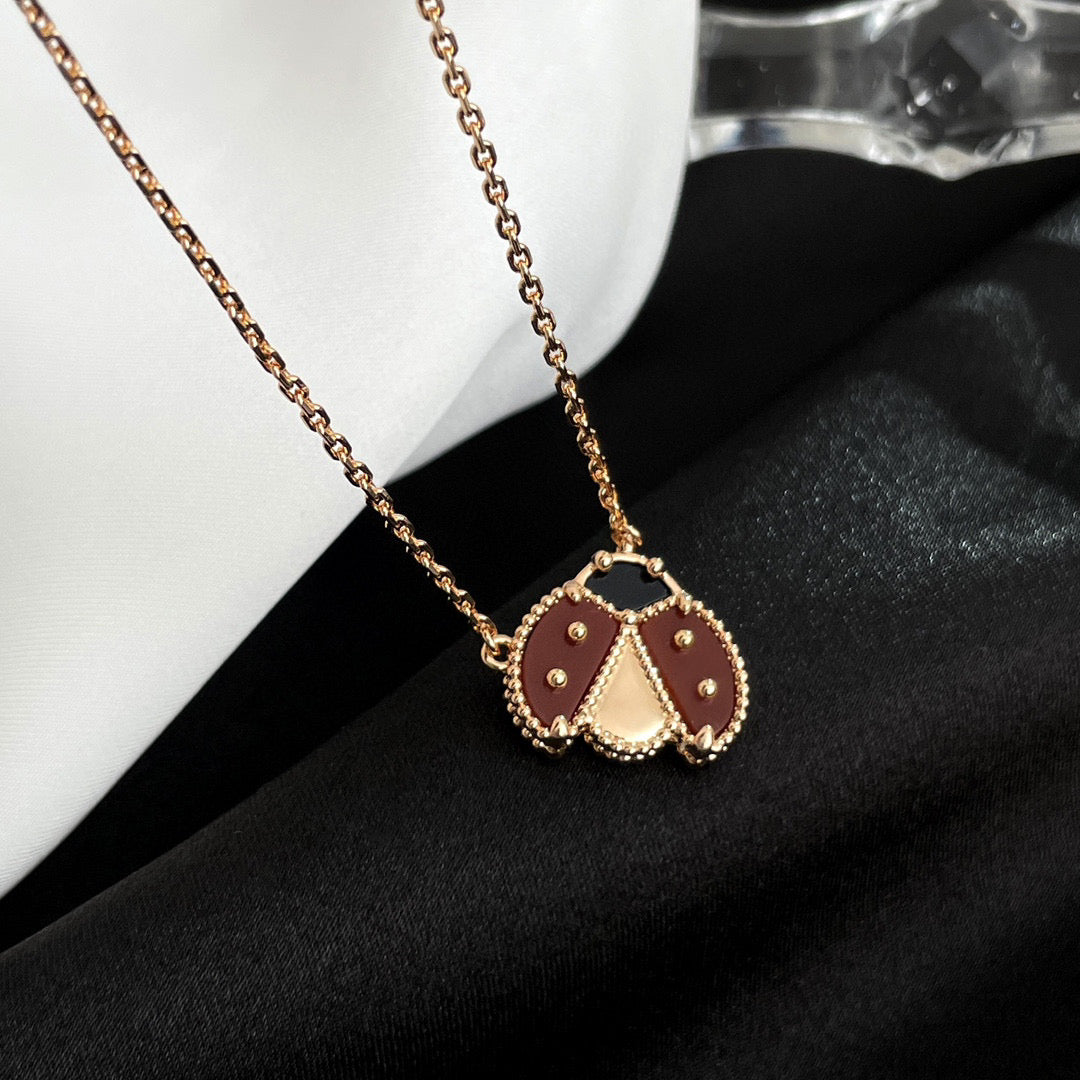 [Revel Jewelry]LUCKY  CARNELIANS LADYBUG NECKLACE