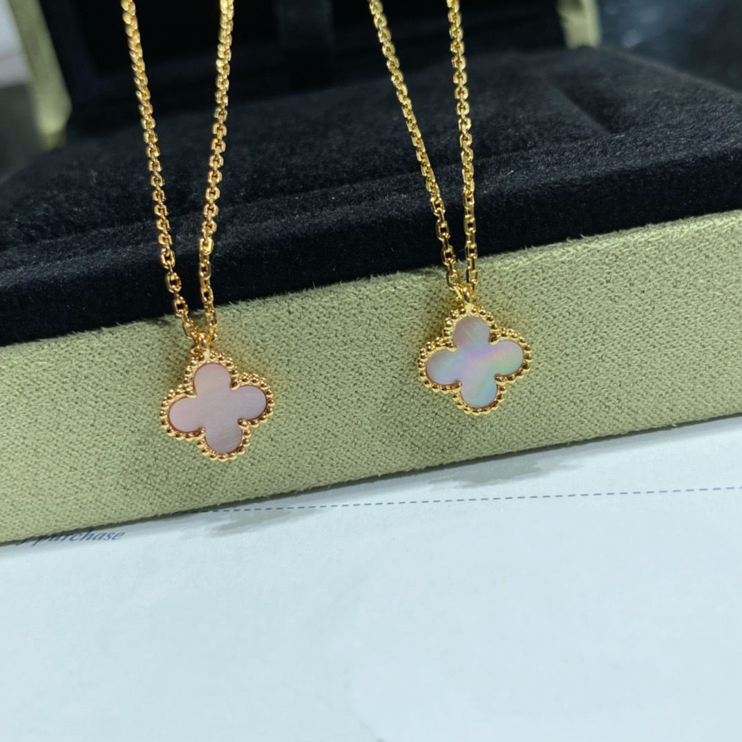 [Revel Jewelry]CLOVER 15MM PINK MOTHER-OF-PEARL SINGLE FLOWER NECKLACE