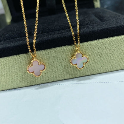 [Revel Jewelry]CLOVER 15MM PINK MOTHER-OF-PEARL SINGLE FLOWER NECKLACE