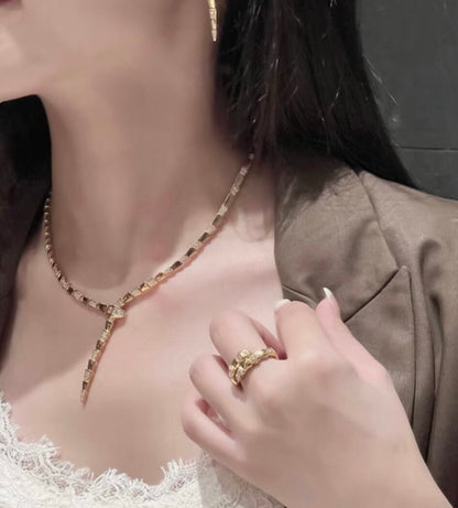 [Revel]BV SERPENTI VIPER SERIES DIAMANTHALSKEHTTE