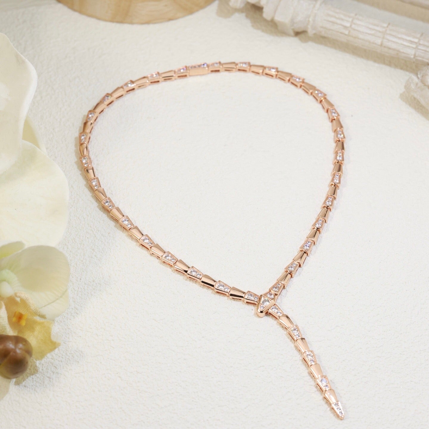 [Revel]BV SERPENTI VIPER SERIES DIAMANTHALSKEHTTE