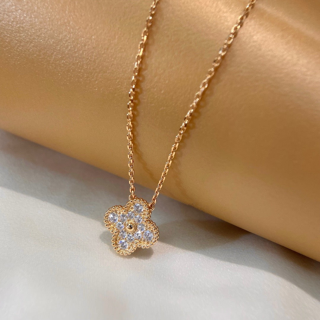 [Revel Jewelry]CLOVER 15MM DIAMOND SINGLE FLOWER NECKLACE