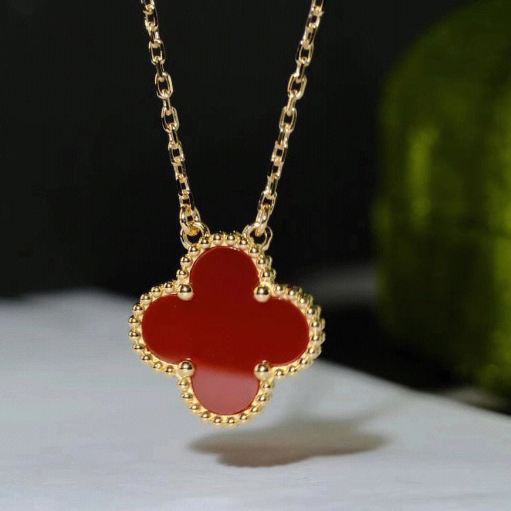 [Revel Jewelry]CLOVER 15MM CARNELIAN SINGLE FLOWER NECKLACE