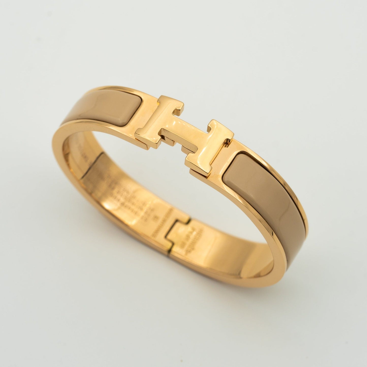 [Revel Jewelry]H GREY BRACELET