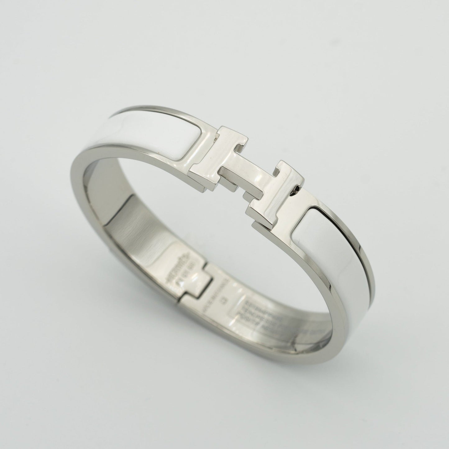 [Revel Jewelry]H WHITE BRACELET