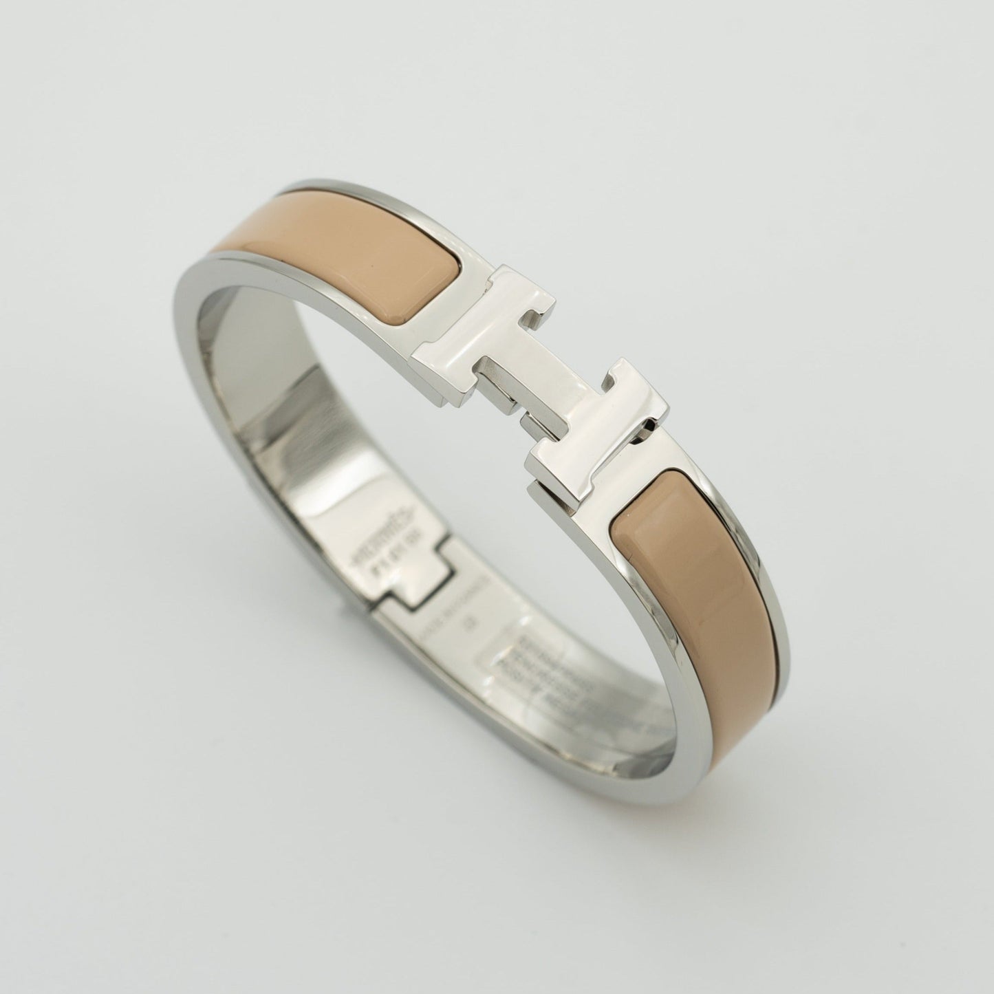 [Revel Jewelry]H GREY BRACELET