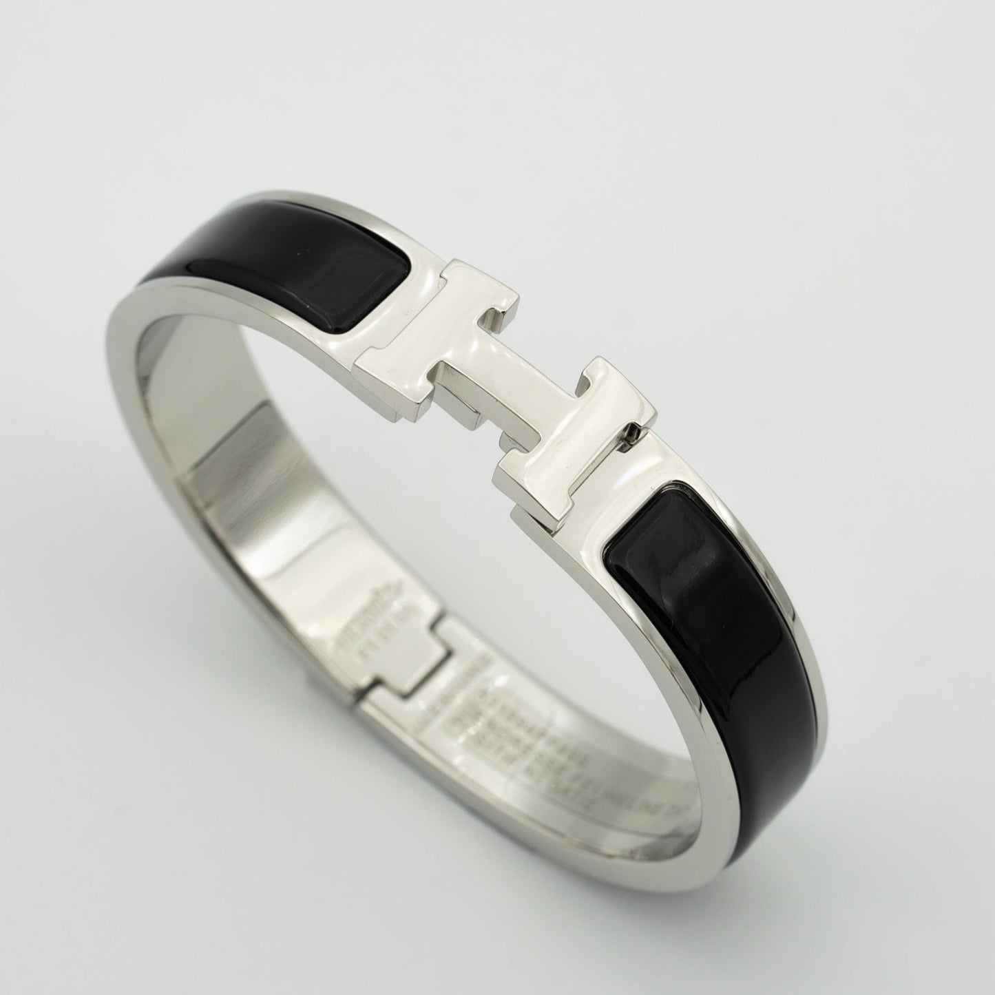 [Revel Jewelry]H BLACK BRACELET