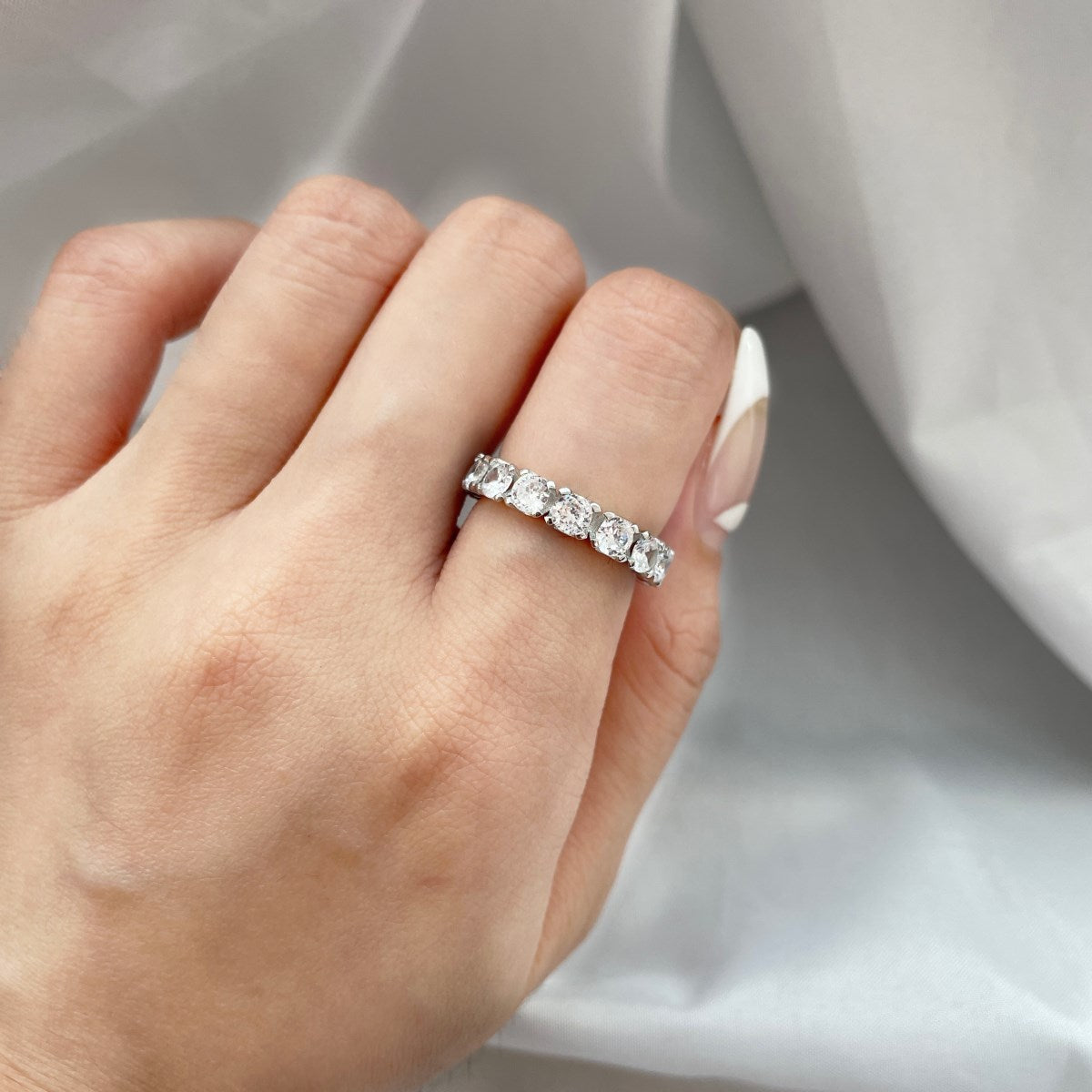 [Revel Jewelry]Eternity Round Cut Tennis Ring