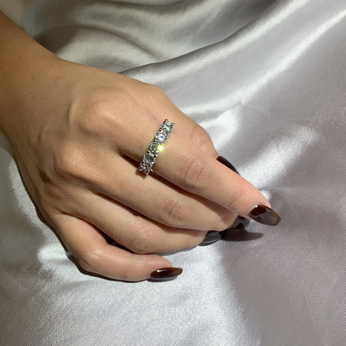 [Revel Jewelry]Gorgeous Round Cut Tennis Ring