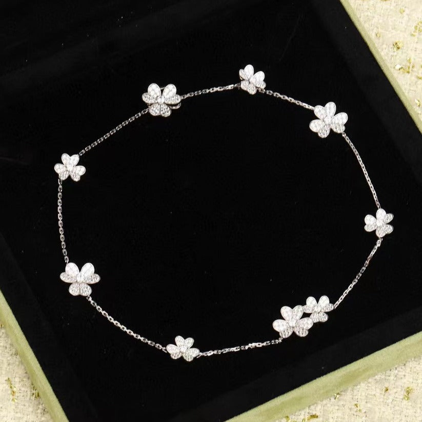 [Revel Jewelry]FRIVOLE SILVER 9 FLOWERS NECKLACE
