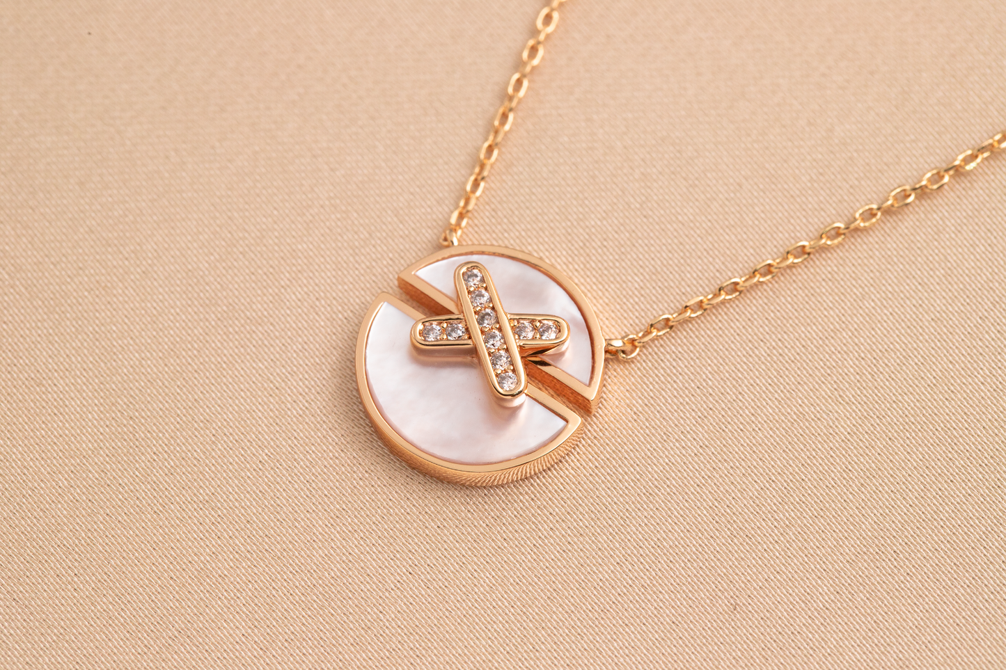 [Revel Jewelry]JEUX DE PINK GOLD DIAMOND NECKLACE