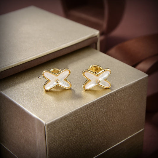 [Revel Jewelry]JEUX DE WHITE MOP GOLD DIAMOND EARRINGS