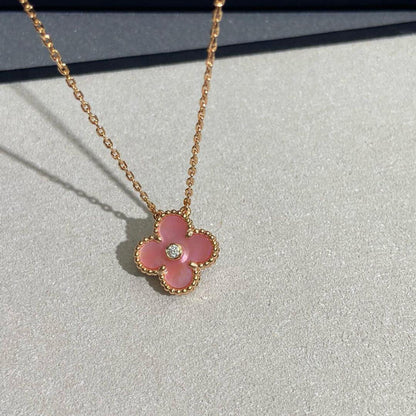 [Revel Jewelry]CLOVER 15MM DIAMOND PINK MOP NECKLACE