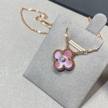 [Revel Jewelry]CLOVER 15MM DIAMOND PINK MOP NECKLACE