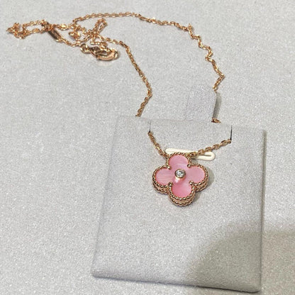[Revel Jewelry]CLOVER 15MM DIAMOND PINK MOP NECKLACE