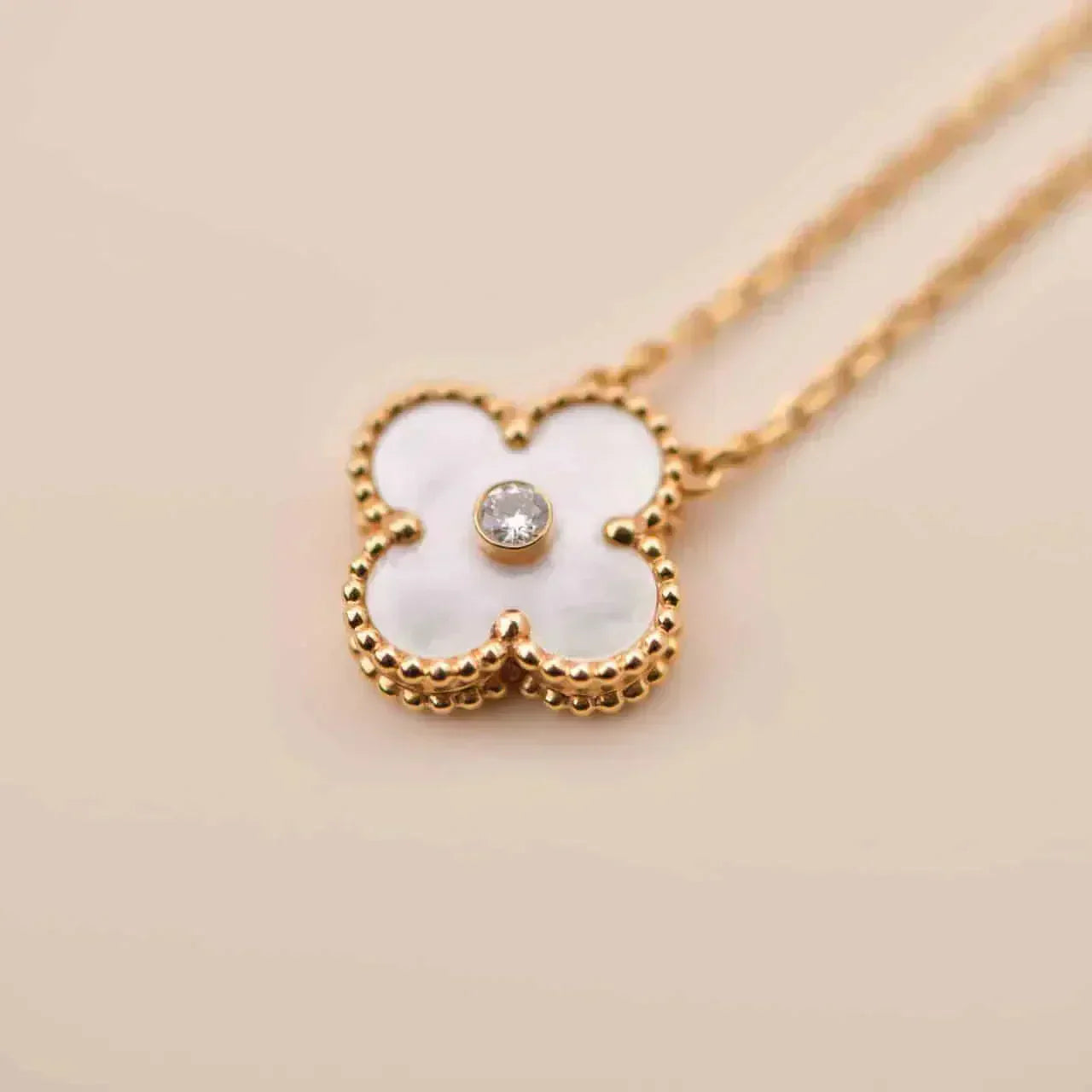 [Revel Jewelry]CLOVER 15MM DIAMOND WHITE FRITILLARIA NECKLACE