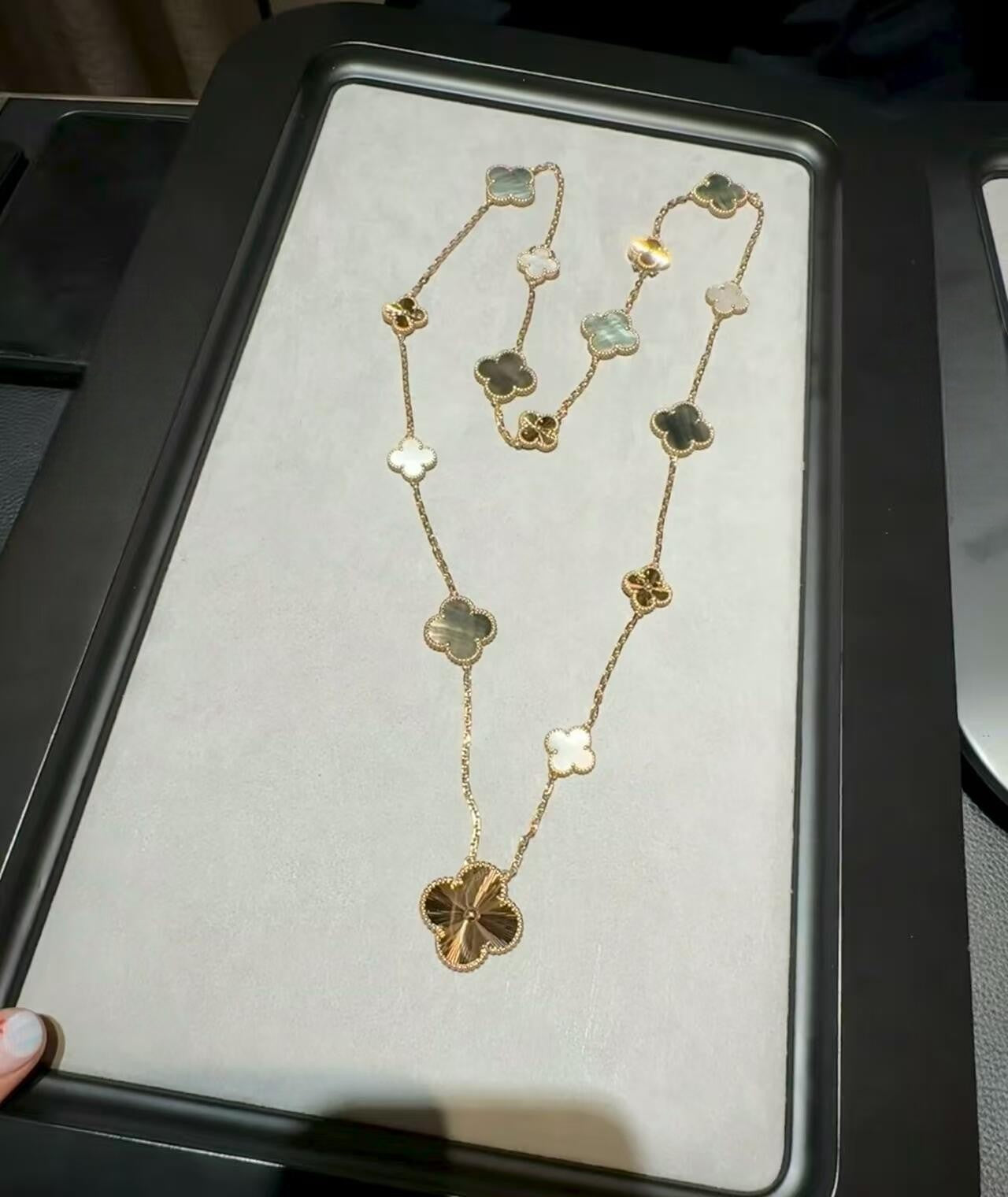 [Revel Jewelry]DETACHABLE CLOVER 15(11+4) FLOWER ROSE GOLD NECKLACE SET