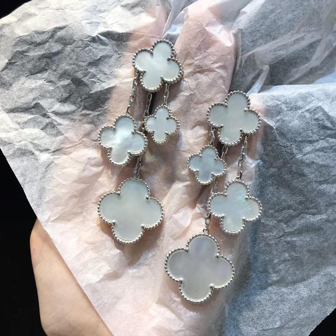 [Revel Jewelry]クローバー イヤリング ホワイト マザーオブパール 4モチーフ シルバー