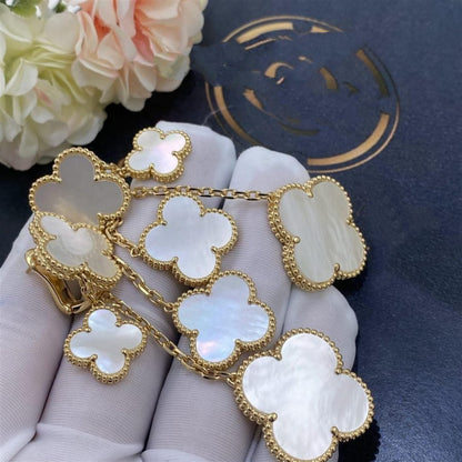 [Revel Jewelry]クローバー イヤリング ホワイト マザーオブパール 4モチーフ ゴールド
