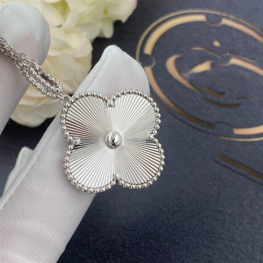[Revel Jewelry]CLOVER 25MM SILVER BIG CLOVER NECKLACE