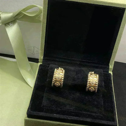 [レヴェルジュエリー]ペルリーダイヤモンドイヤリング