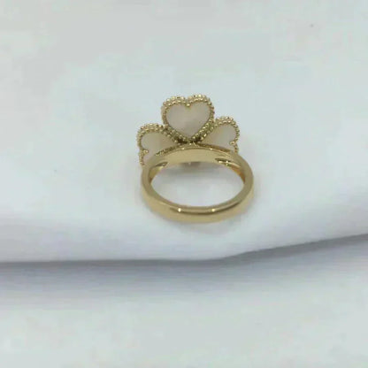 [Revel Jewelry]SWEET CLOVER WHITE MOP RING