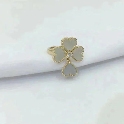 [Revel Jewelry]SWEET CLOVER WHITE MOP RING