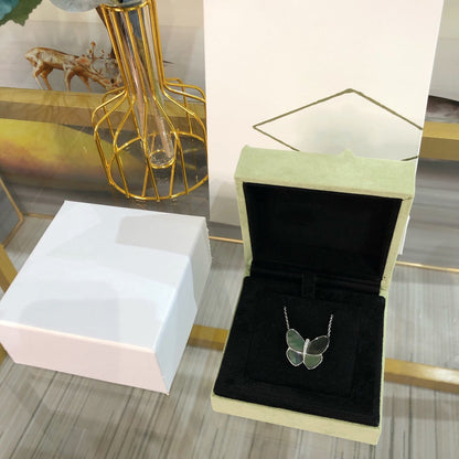 [Revel Jewelry]LARGE BUTTERFLY SILVER PENDANT DIAMOND NECKLACE