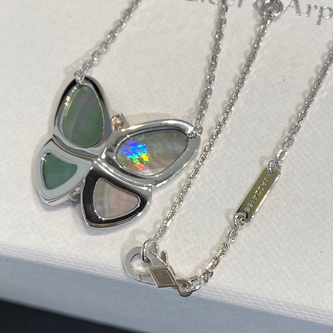 [Revel Jewelry]LARGE BUTTERFLY SILVER PENDANT DIAMOND NECKLACE
